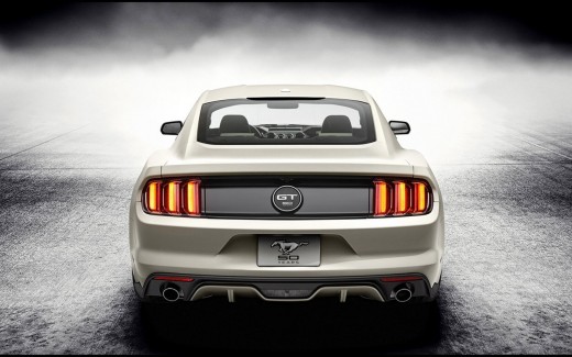 2015-ford-mustang-rear