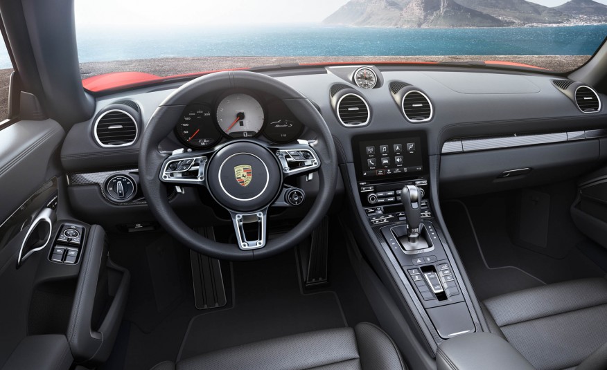 2016-Porsche-718-Boxster-S-interior
