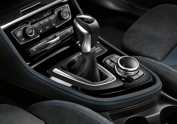 BMW-220d-xdrive-active-tourer-interior