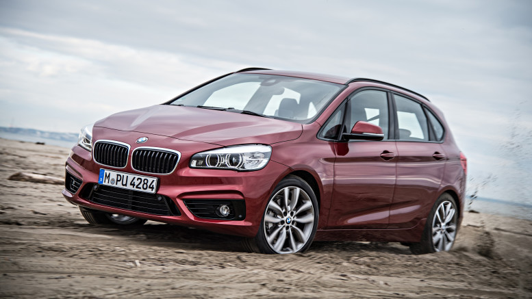 bmw-220d-xdrive-active-tourer-intro