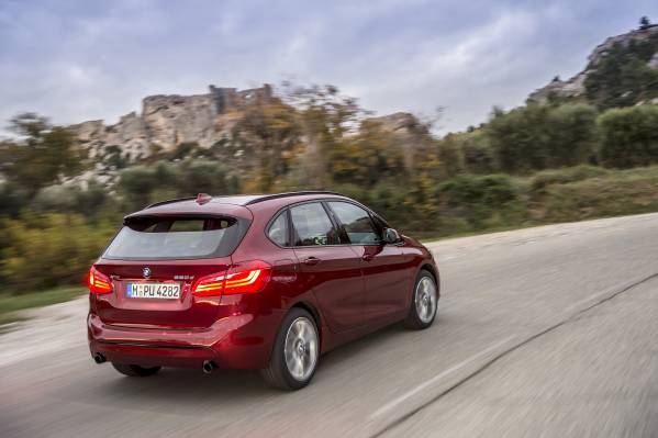 bmw-220d-xdrive-active-tourer4