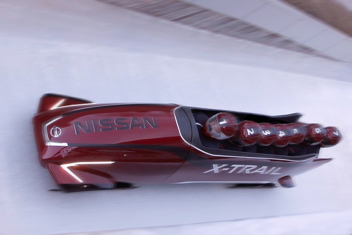 nissan-x-trail-bobsleigh-seven-seater