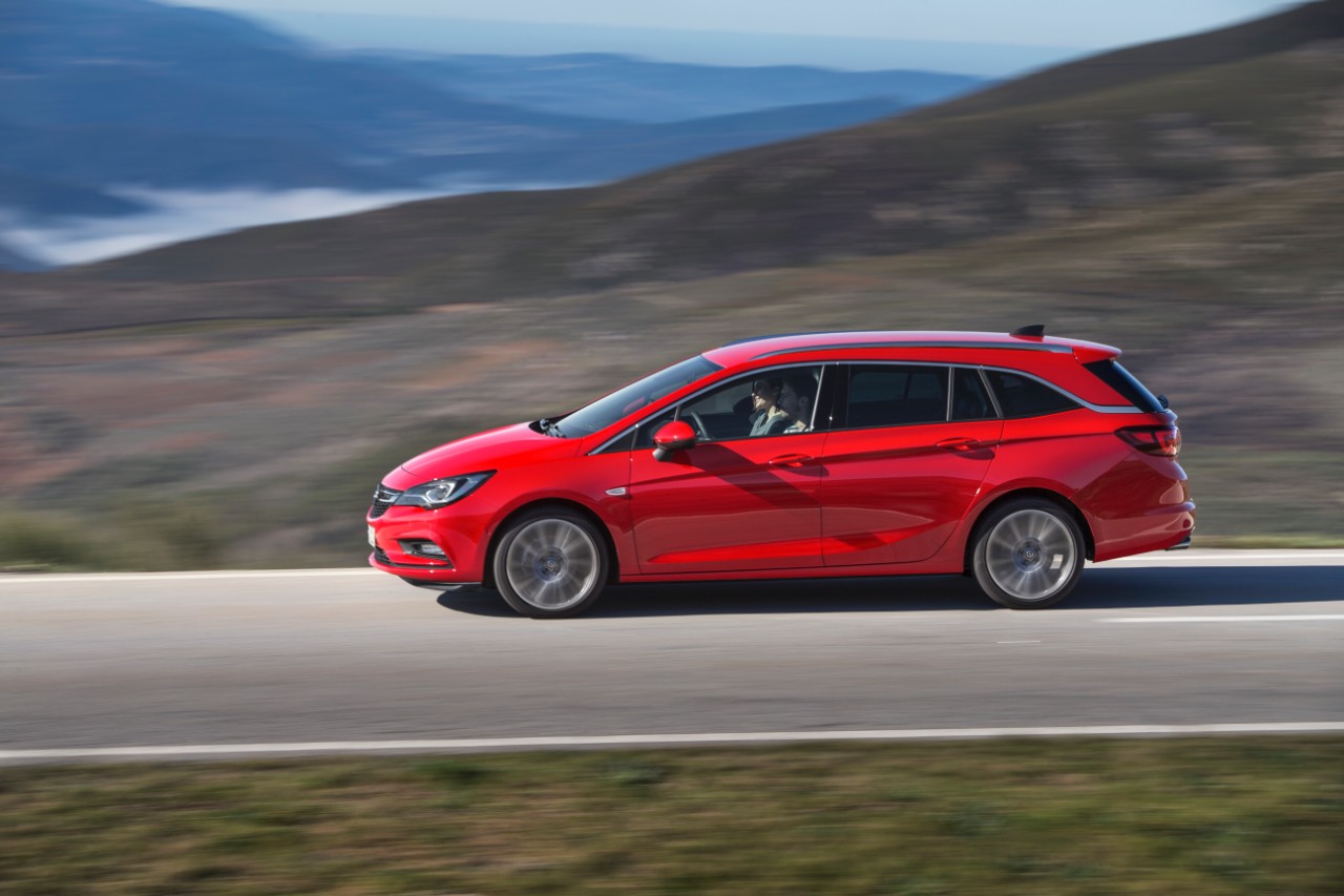 2016 Opel Astra Sports Tourer