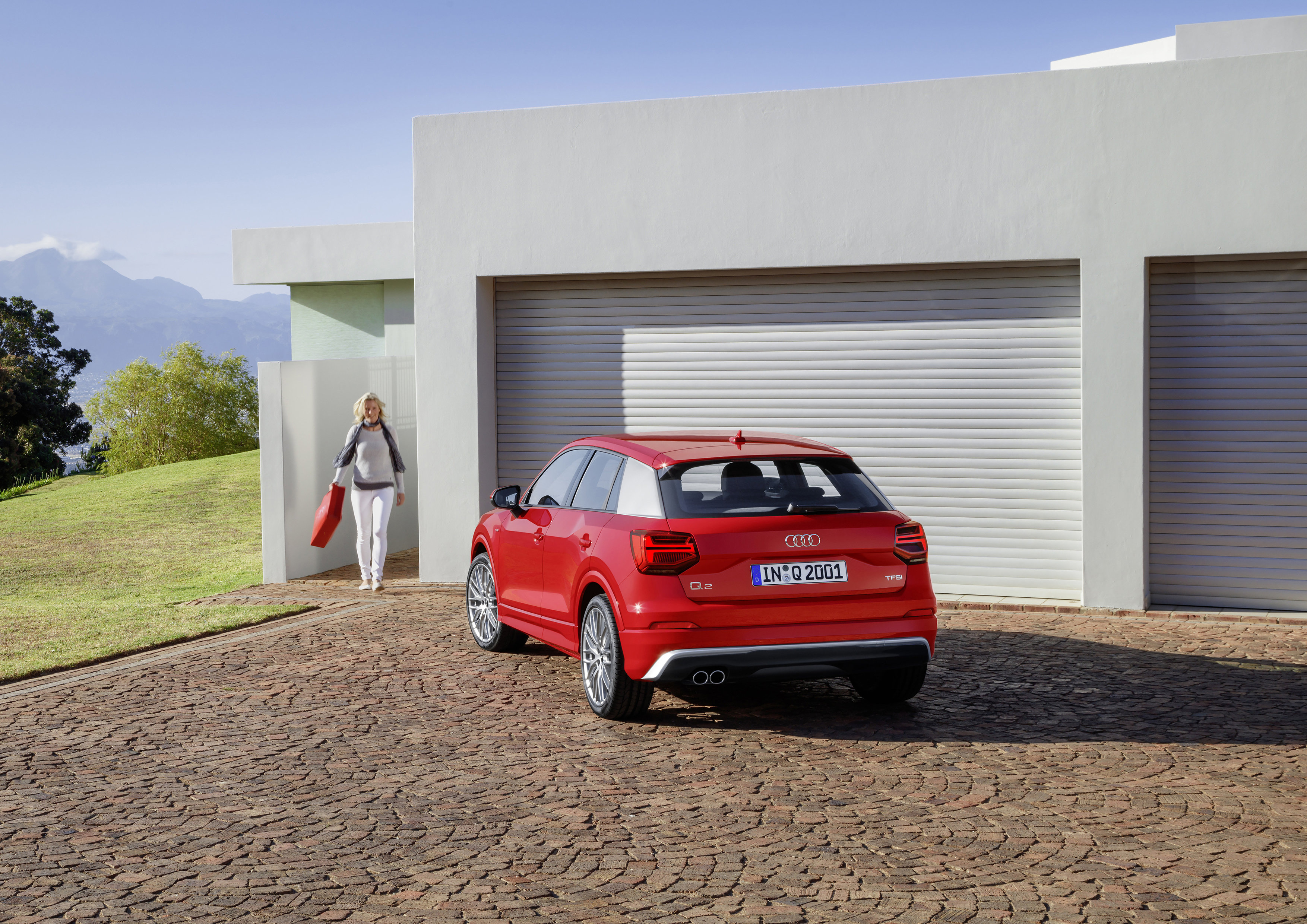 Audi-Q2-rear-left