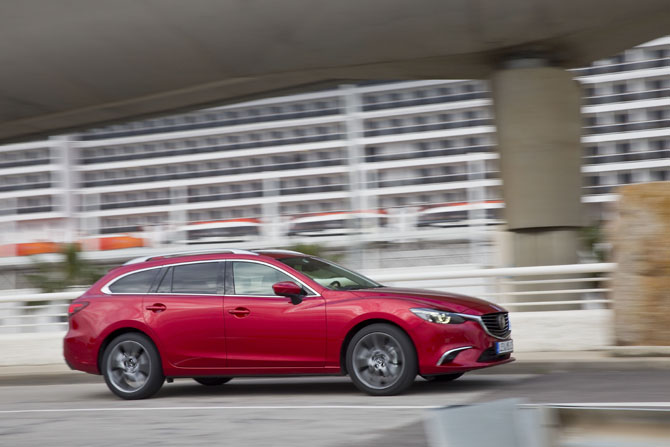 2016 Mazda 6 Wagon side view