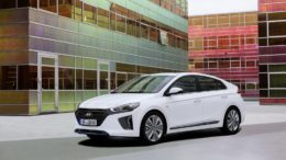 2017 Hyundai Ioniq hybrid