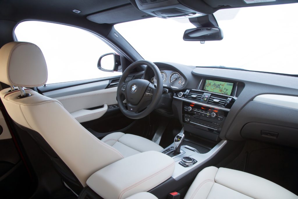 2016 BMW X4 interior