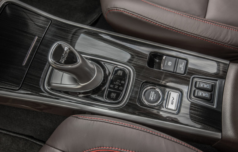 2016 Mitsubishi Outlander PHEV transmission