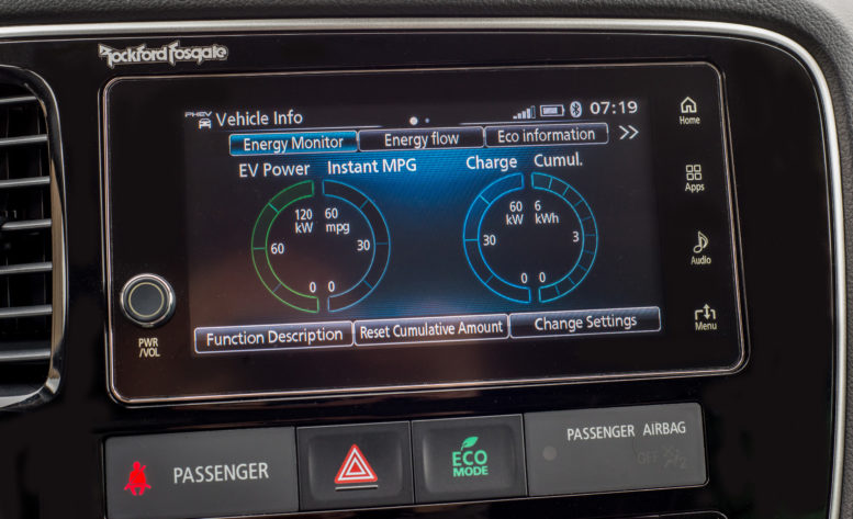 2016 Mitsubishi Outlander PHEV infotainment screen