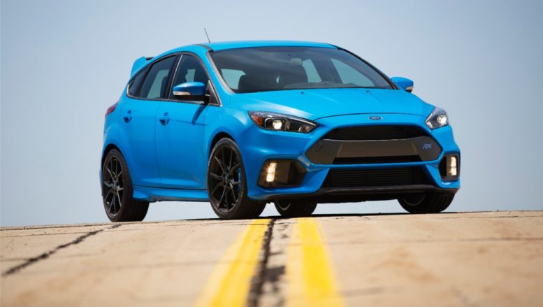 2016-ford-focus-rs-4-wheel-drive-350-hp