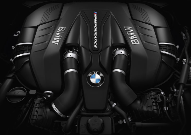 2017-bmw-5-series-m550i-xdrive-engine