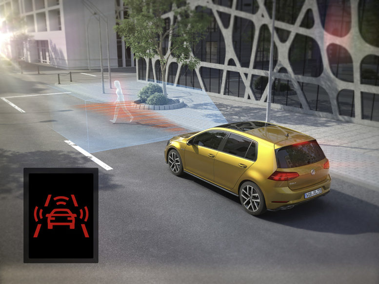 Volkswagen Golf pedestrian recognition