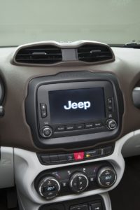 2016 Jeep Renegade Limited UConnect infotainment system