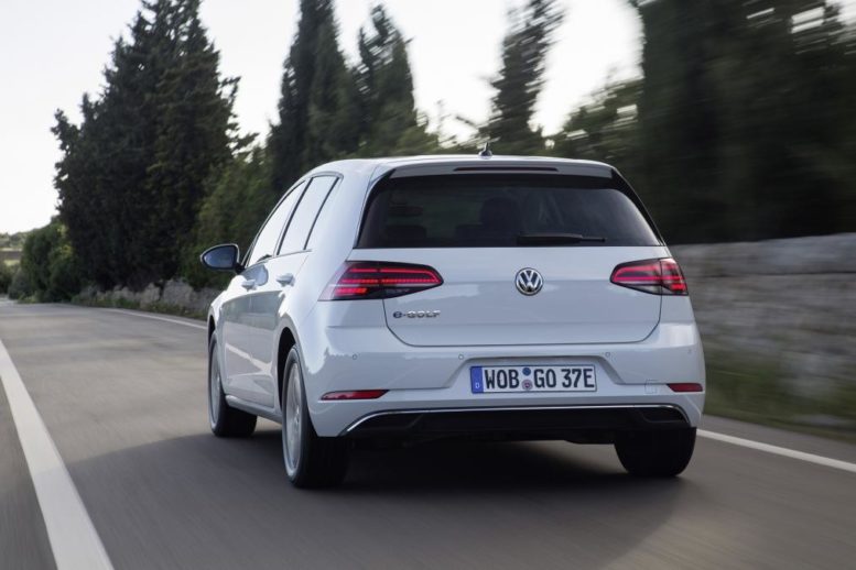 2017 Volkswagen e-Golf total range 125 miles