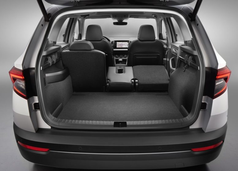 2017 Skoda Karoq luggage compartment