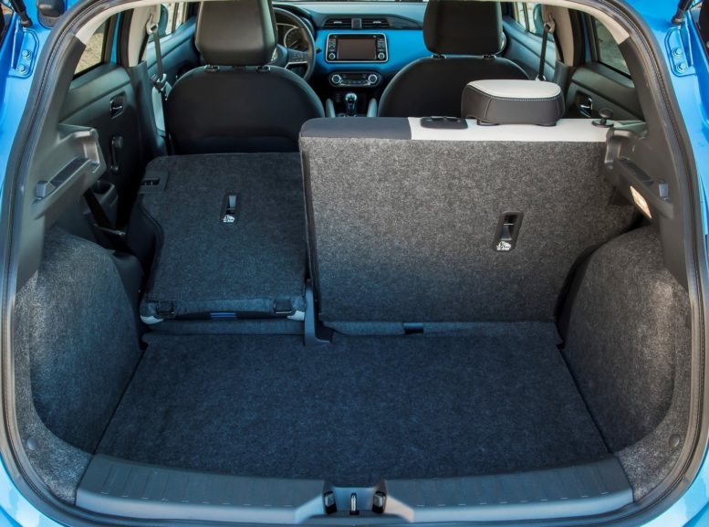 2017 Nissan Micra luggage compartment